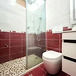 Sea View 2 Bedroom دراس