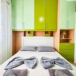 Sea View 2 Bedroom شقة *