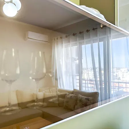 Sea View 2 Bedroom