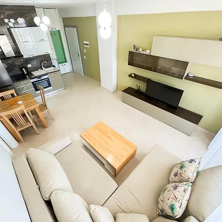 Sea View 2 Bedroom Appartamento Durrës