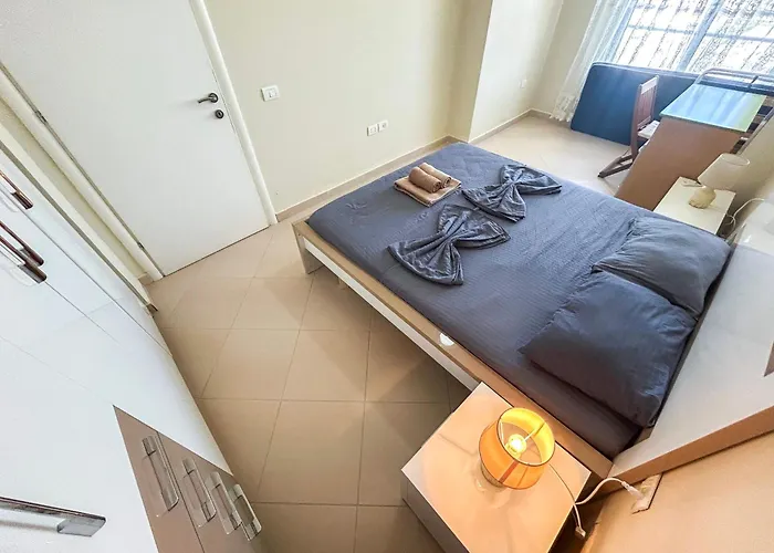 Sea View 2 Bedroom