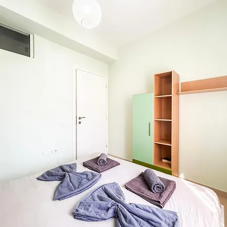 Sea View 2 Bedroom Appartamento Durrës