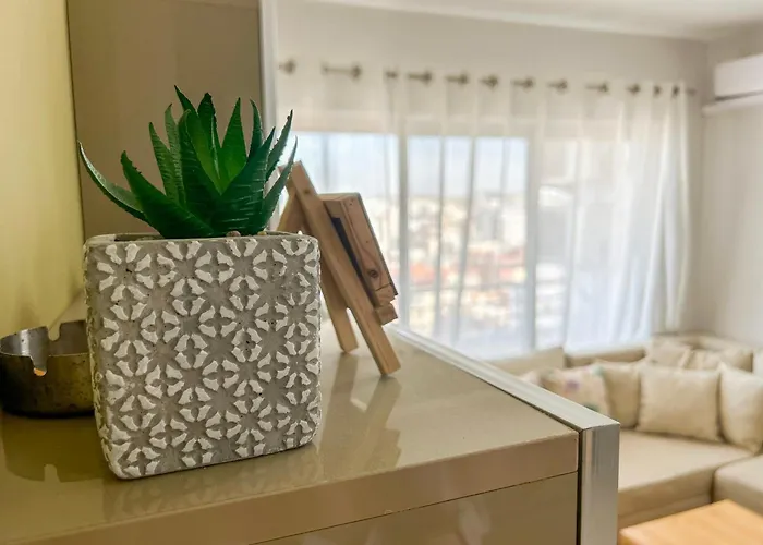 Sea View 2 Bedroom Apartment Durrës