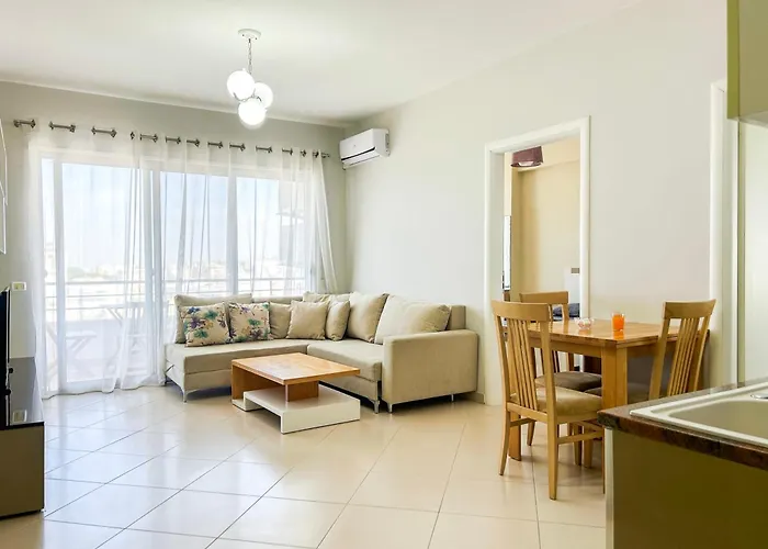 Sea View 2 Bedroom *