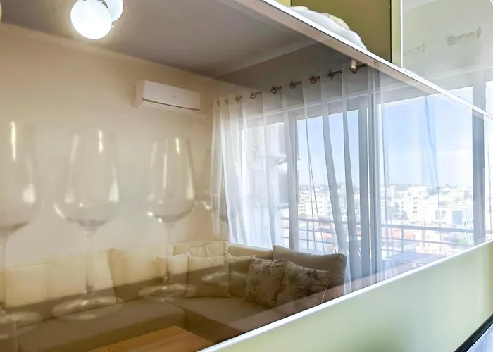 Sea View 2 Bedroom
